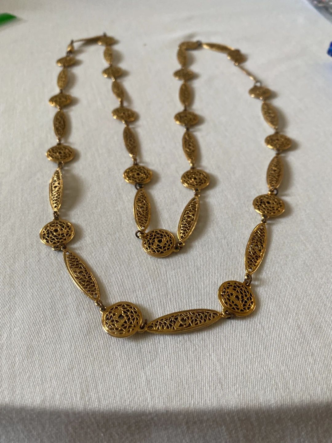 Vintage Movitex Gold-Plated Oval Filigree Link Chain Necklace