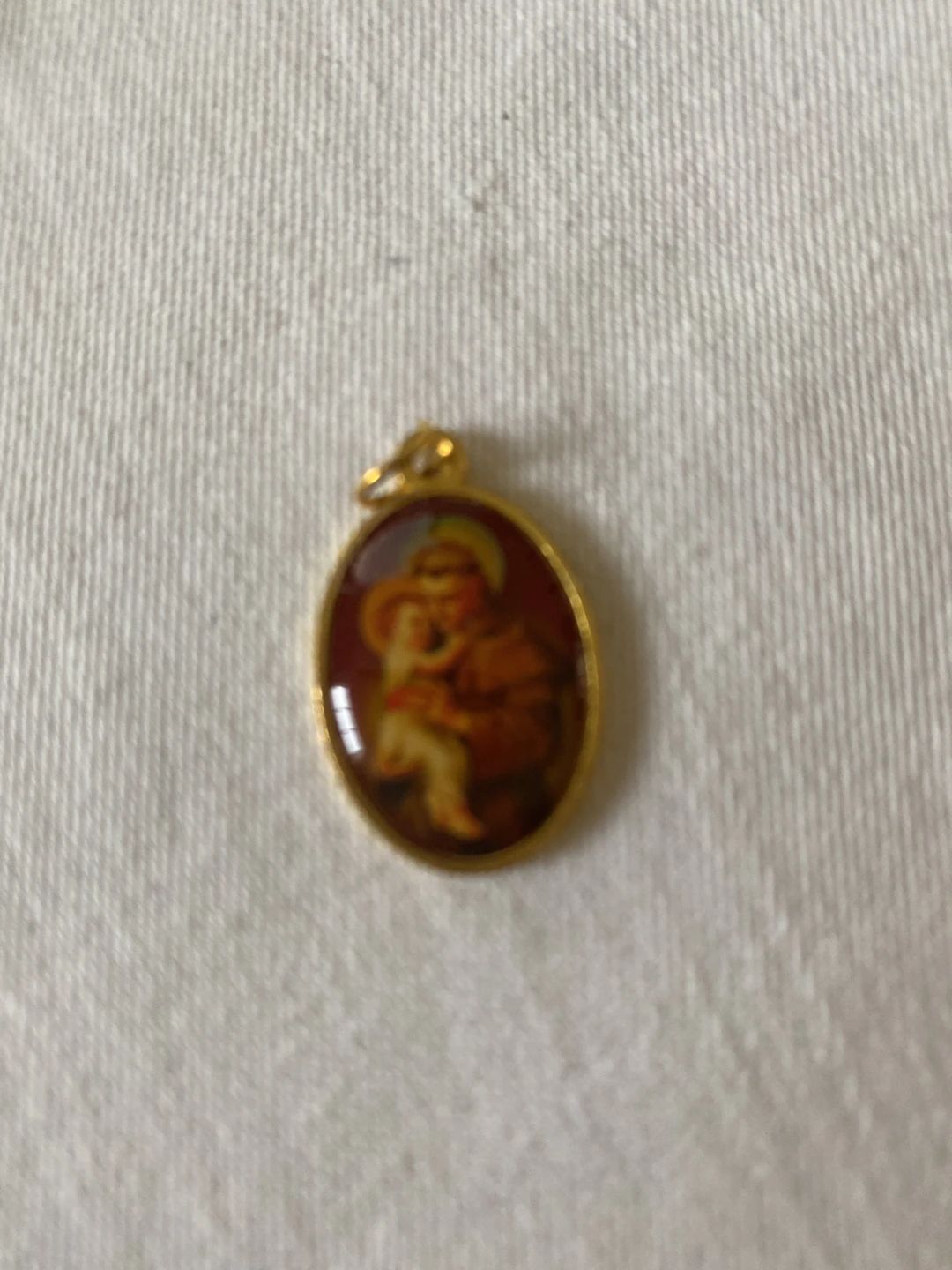 Vintage Gold-Toned Oval Religious Medal with Holy Family Image
